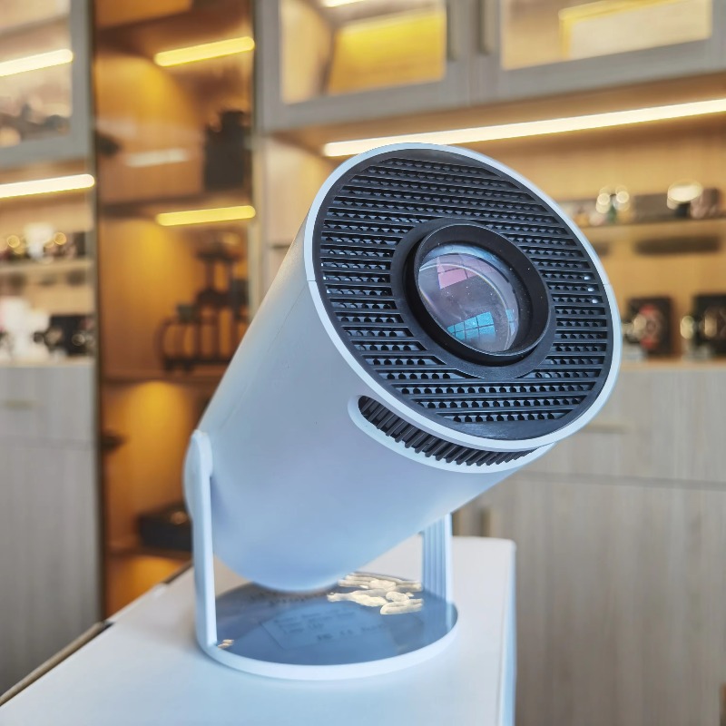 Hot Smart TV Supporto Android  - Home Cinema Mini recensione e prezzo